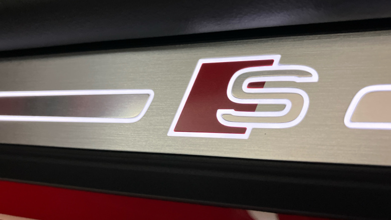 Audi Q2 30 TFSI 116 S Line 5dr Petrol Estate